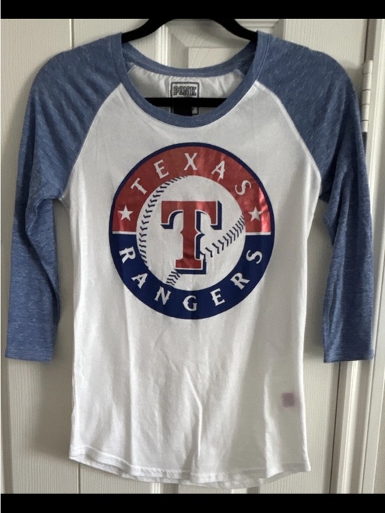 PINK Victoria's Secret Tops - PINK 5th & Ocean Texas Rangers Raglan Tee Small MLB